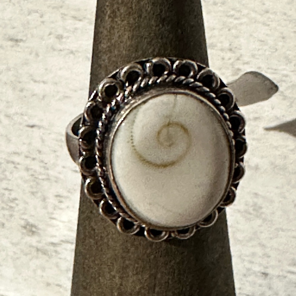 Shiva Shell Ring NWT - Picture 2 of 2